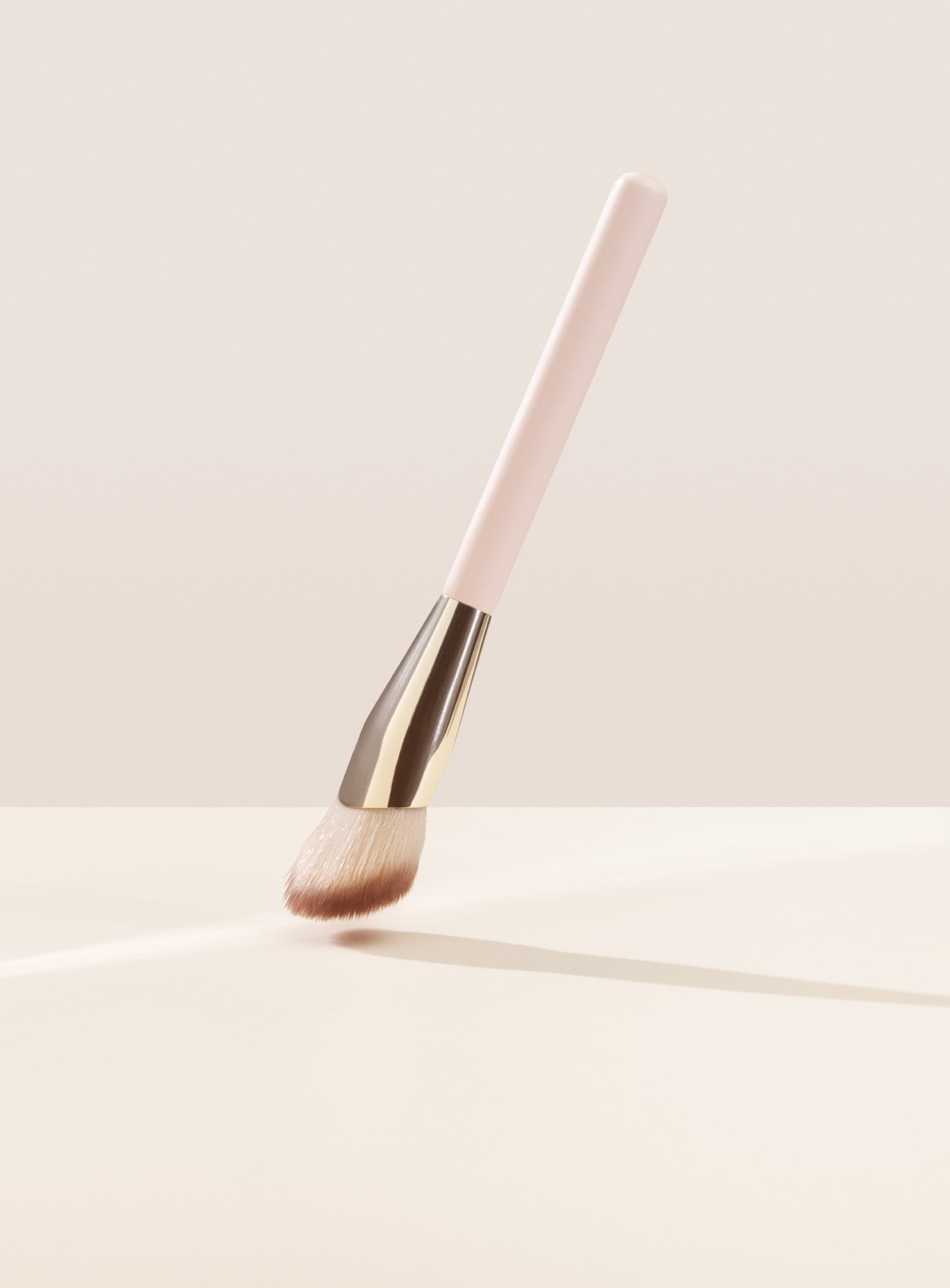 Rare Beauty Soft Pinch Liquid Blush Brush